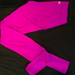Fuchsia Lululemon Size 2 Leggings